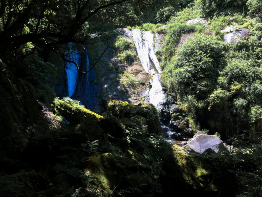 白水の滝下の「母滝」