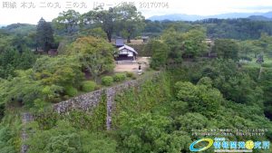 夏の密林のように生い茂る自然に覆われた岡城 本丸 二の丸 ドローン撮影(4K)写真 Vol.5 20170704