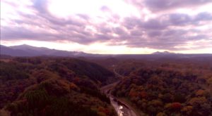 名峰祖母山、阿蘇山に囲まれている紅葉の岡城 Beautiful mountains surrounding Okajou castle, Mt.Sobo and Mt. Aso.